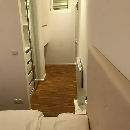 Modernes - Neustadt/weinstrasse Stadt * Neustadt an der Weinstraße