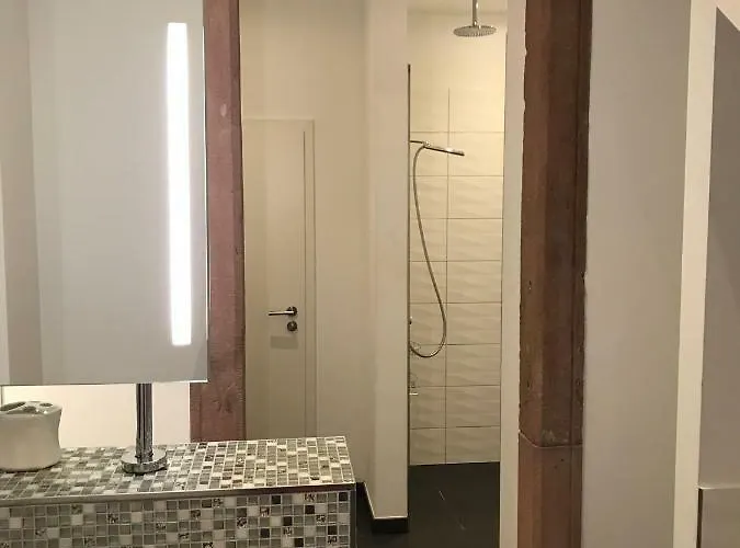 Modernes - Neustadt/weinstrasse Stadt * Neustadt an der Weinstraße