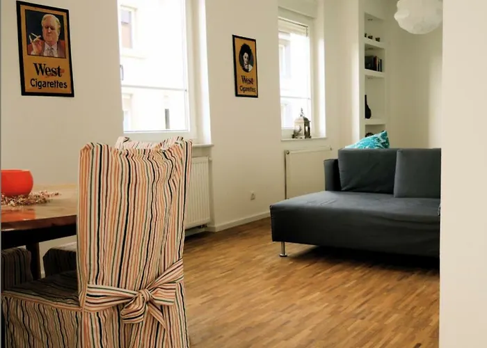 Modernes - Neustadt/weinstrasse Stadt * Neustadt an der Weinstraße